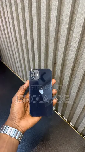 Apple iPhone 12 64 GB Black
