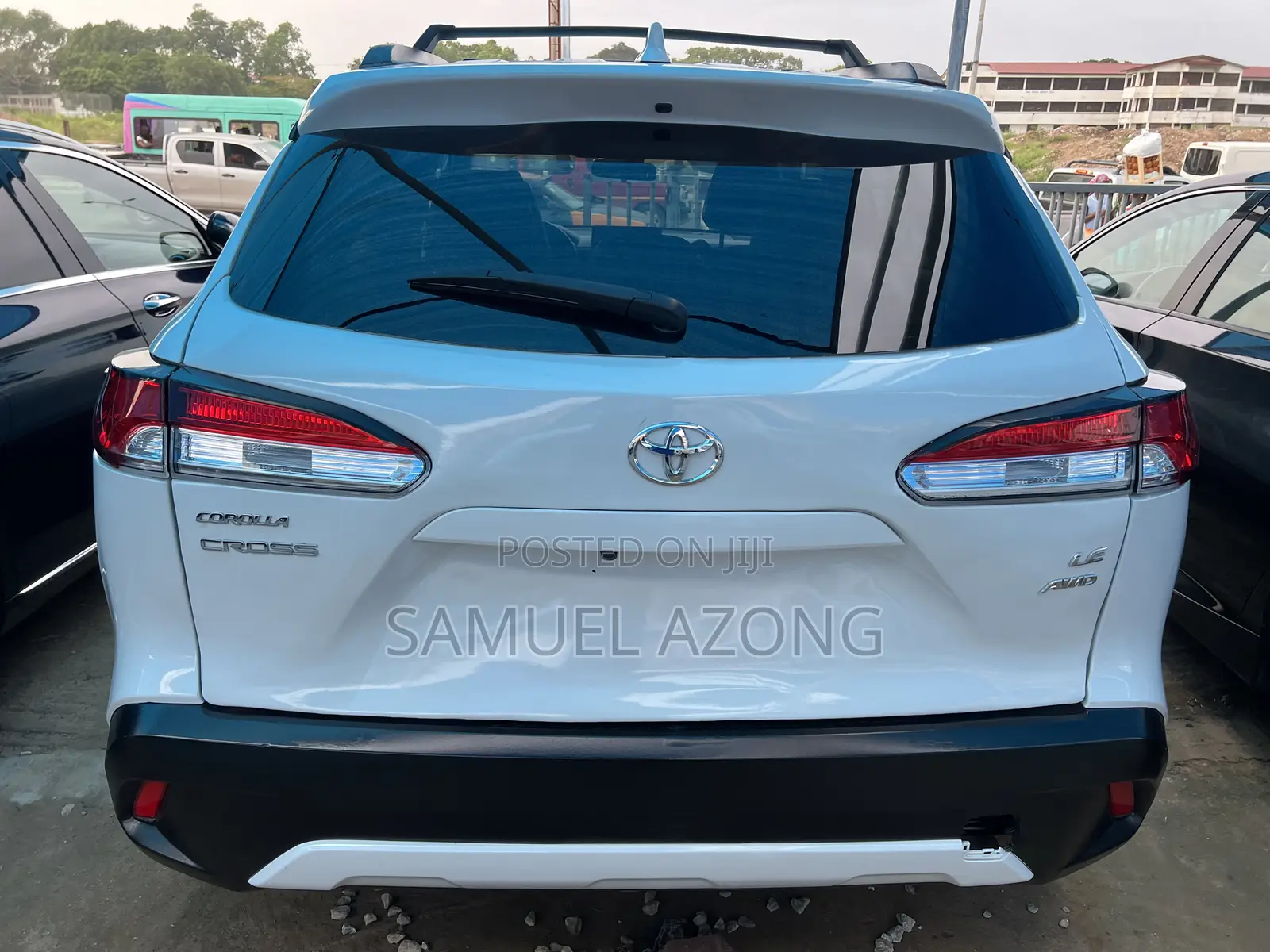 Toyota Corolla Cross 2.0 Petrol AWD 2022 White