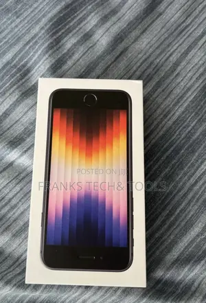 Apple iPhone SE (2022) 64 GB Black