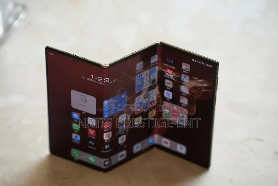New Huawei Mate XT Ultimate Design 1 TB Black
