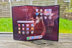 New Huawei Mate XT Ultimate Design 1 TB Black
