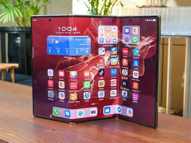 New Huawei Mate XT Ultimate Design 512 GB Black
