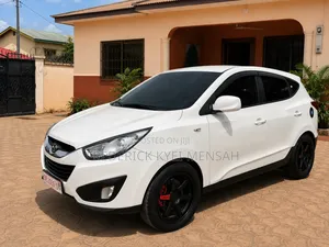 Hyundai Tucson 2012 White