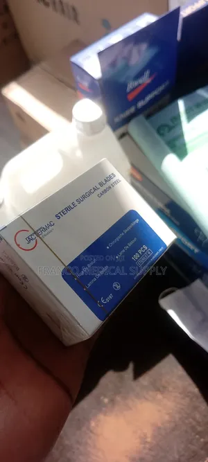 Surgical Blade (Scalpel Blade)