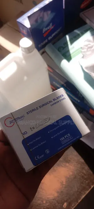 Surgical Blade (Scalpel Blade)