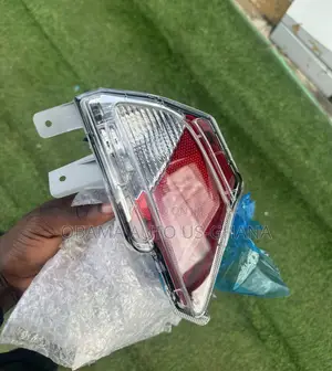 Hyundai Tucson 2016 2017 2018 Back Bumper Reflector Light Rear