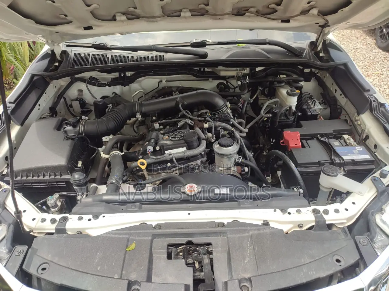Toyota Fortuner 2.7 AWD 2018 White