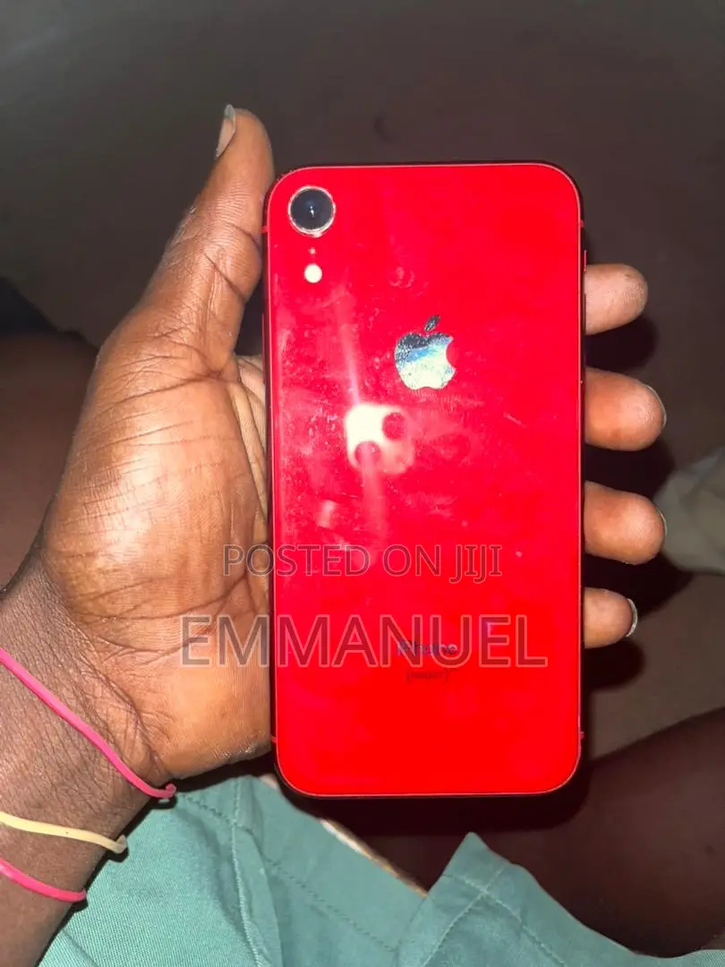 Apple iPhone XR 64 GB Red