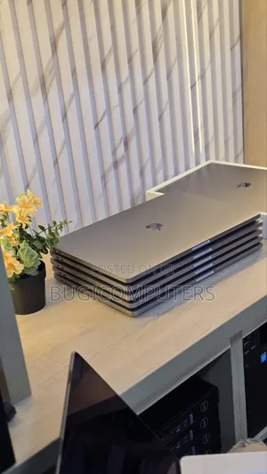 Laptop Apple MacBook Pro 2019 32GB Intel Core i9 SSD 1T
