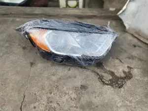 Ford Ecosport 2018 Headlight Pair