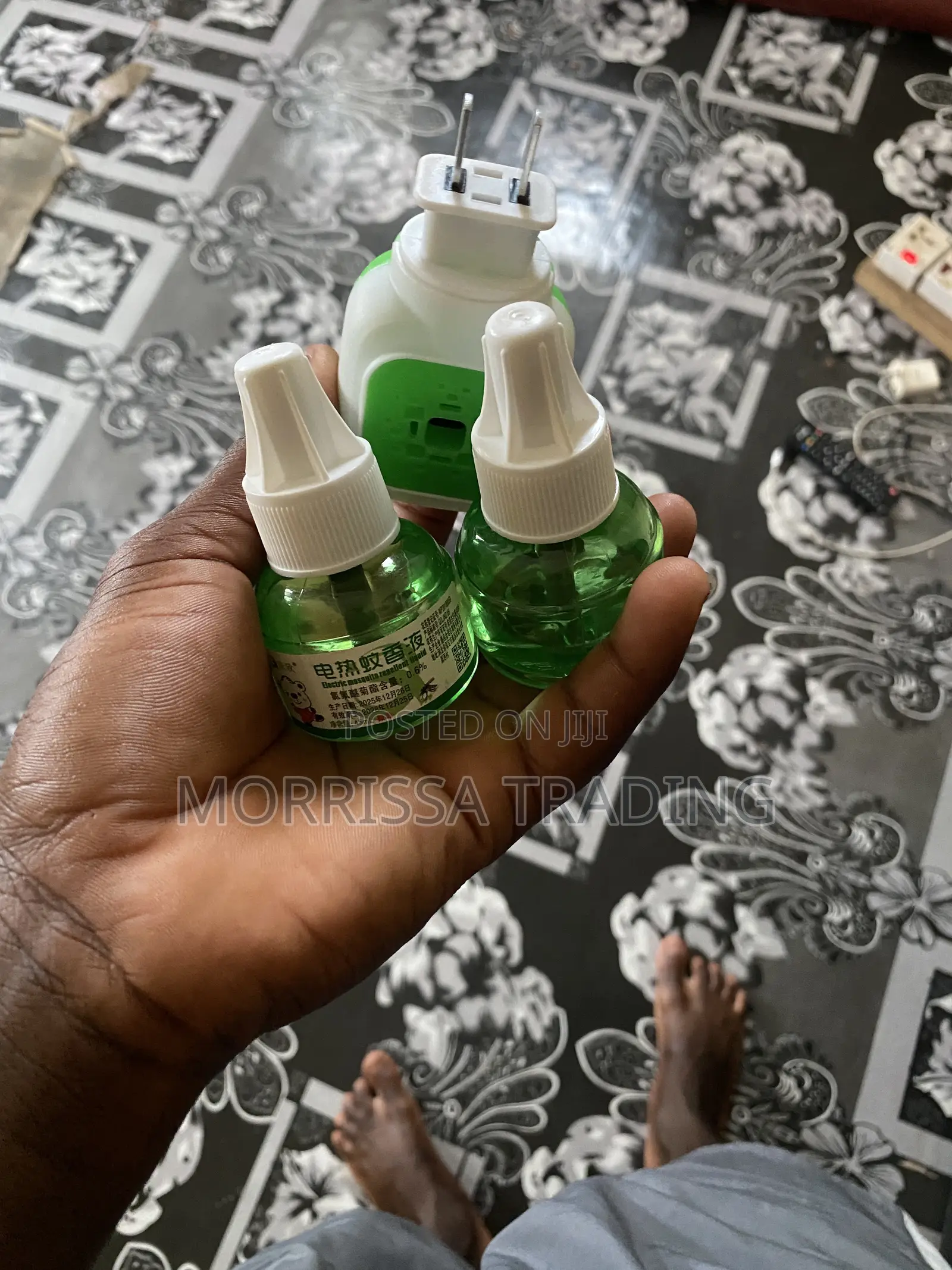 Mosquito Repellent Oil And Plug