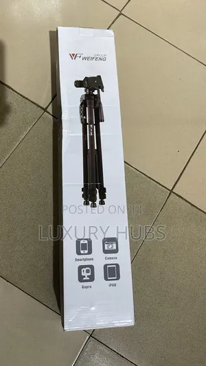 Live Stream 5ft Tall Tripod Stand