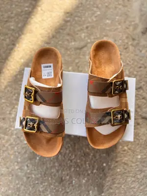 Burberry Urchin Check Khaki Suede Sandals