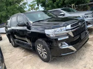 Toyota Land Cruiser 2013 Black