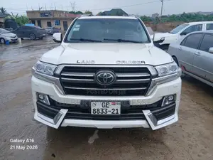 Toyota Land Cruiser 2020 White