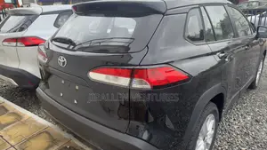 New Toyota Corolla Cross 2025 Black