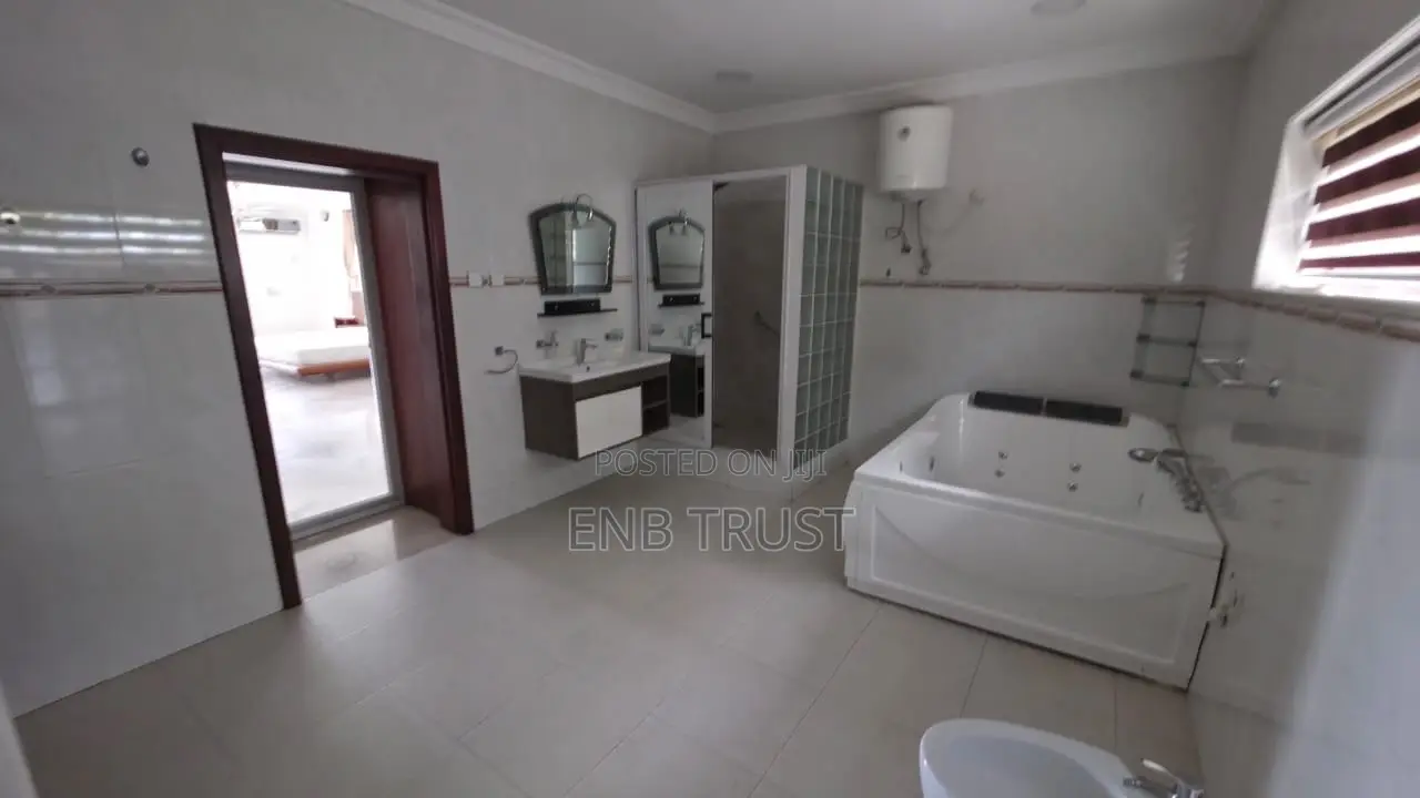 4bdrm House in Cantonments, US Embassy Area for rent