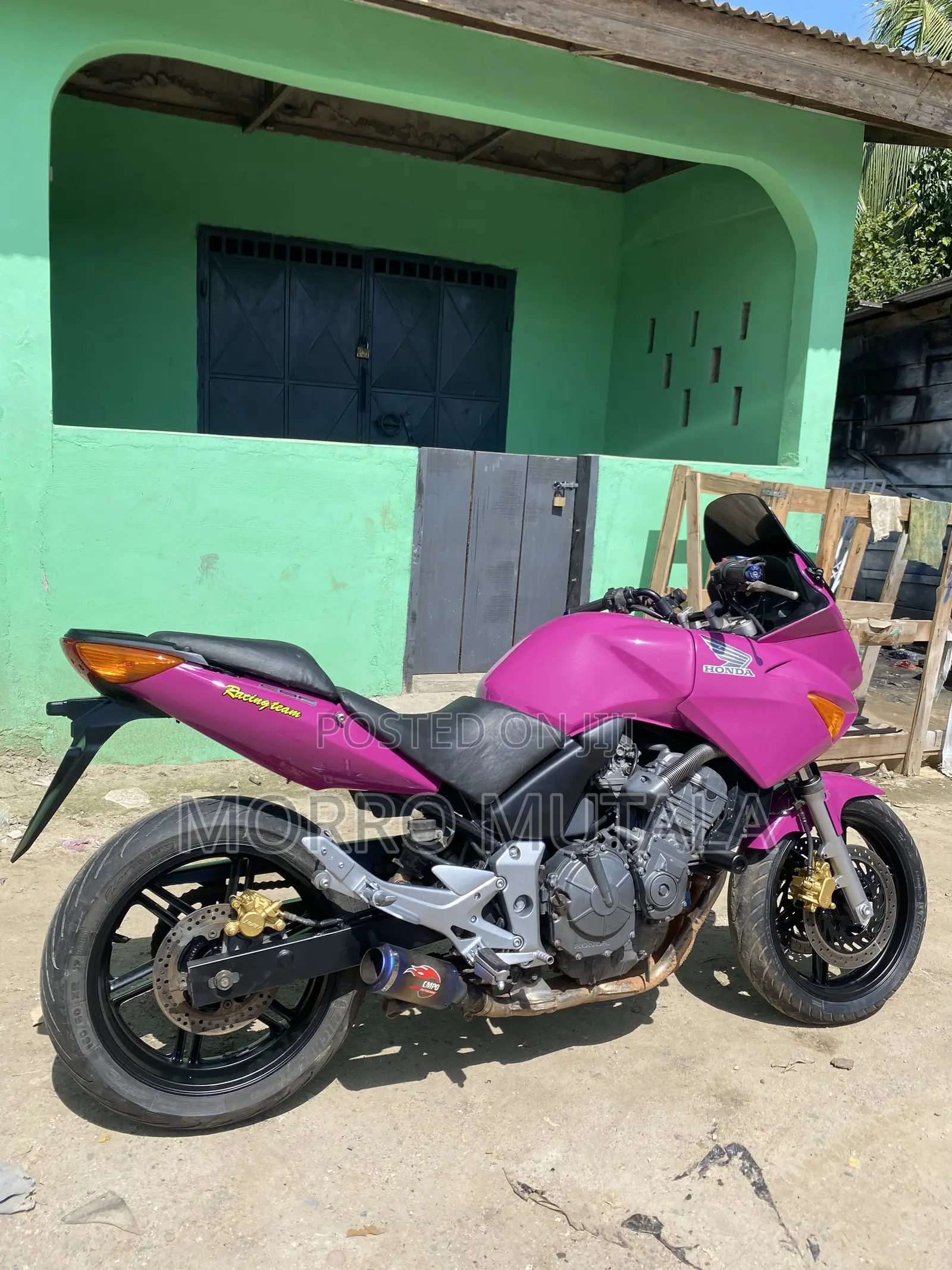 Honda CB 2009 Pink