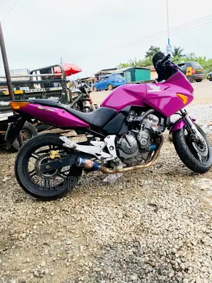 Honda CB 2009 Pink