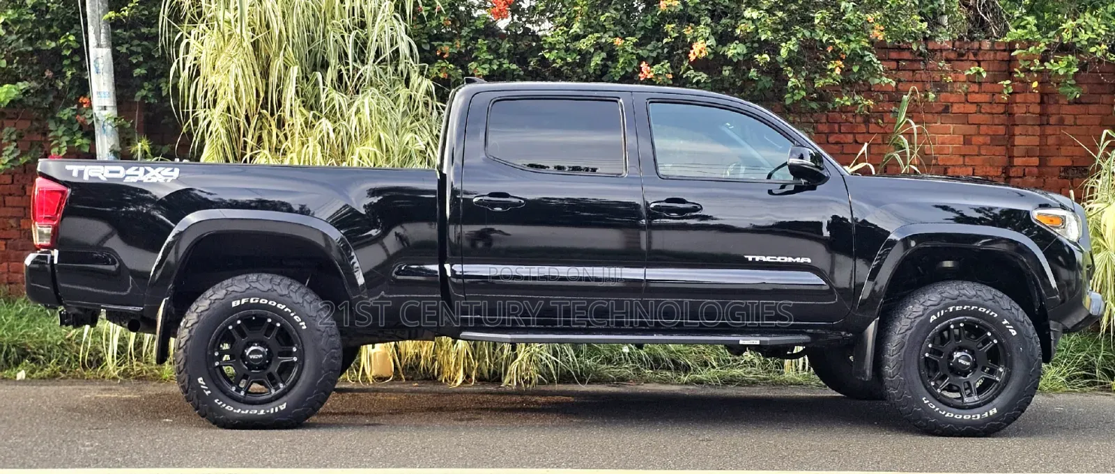 Toyota Tacoma 2017 Black