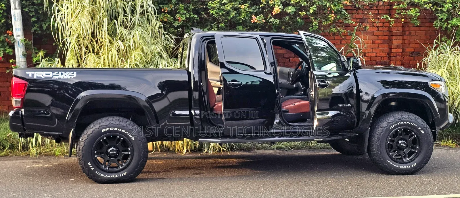 Toyota Tacoma 2017 Black