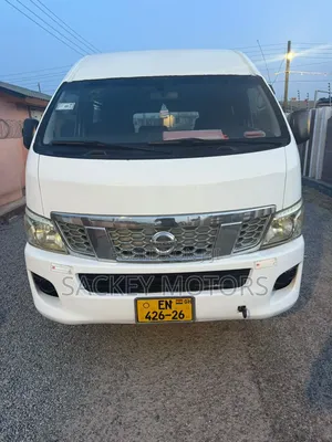 Nissan Caravan (Urvan) 2016 White
