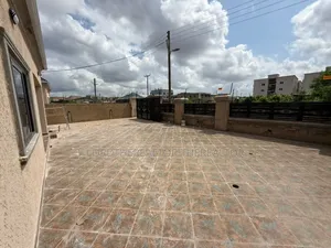 3bdrm House in Pokuase for sale