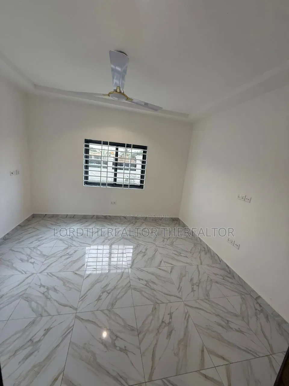 3bdrm House in Pokuase for sale