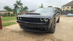 Dodge Challenger 2019 Black