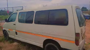 Toyota HiAce 2008 White