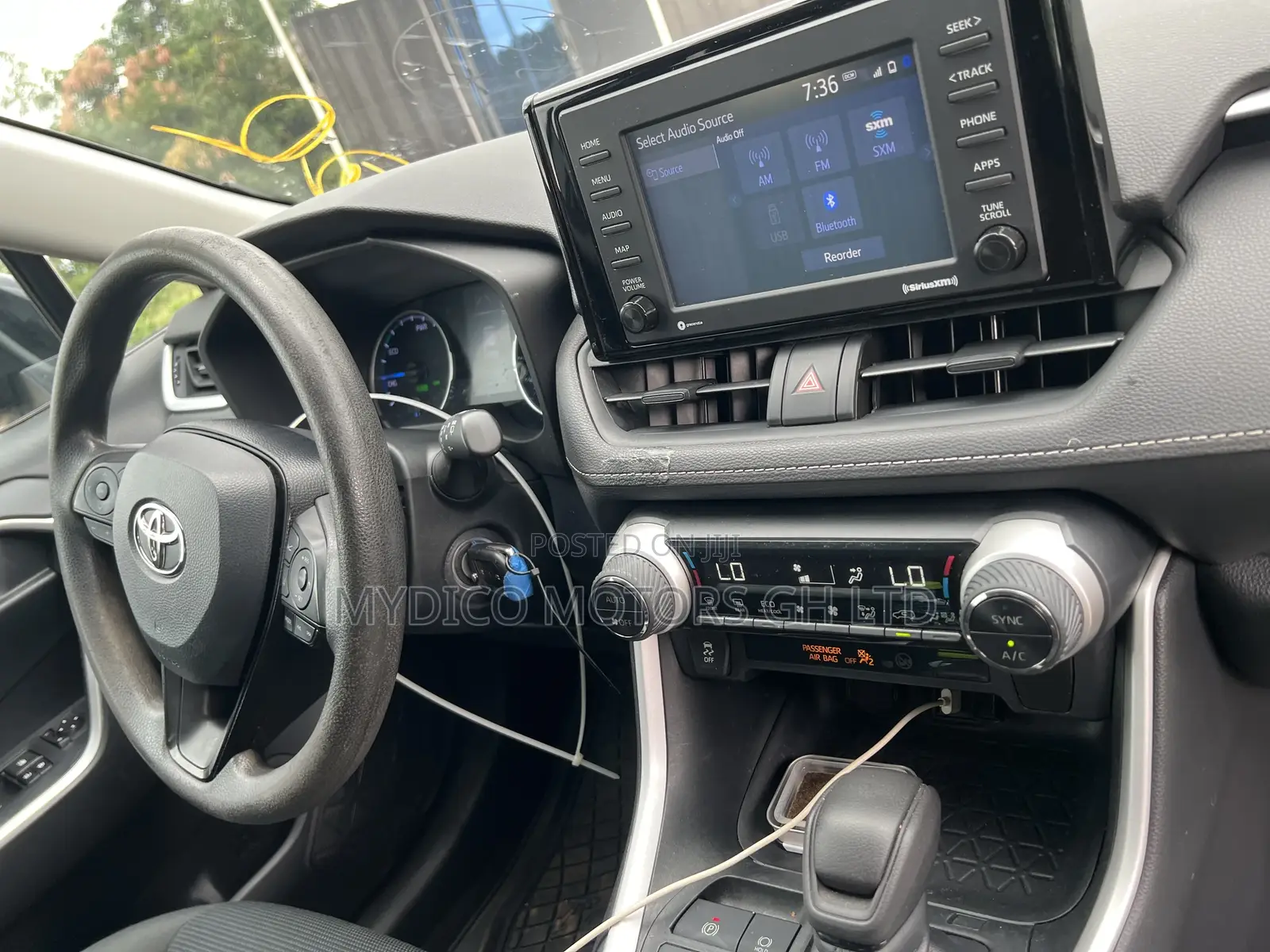 Toyota RAV4 LE AWD 2020 Gray