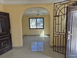 4bdrm House in Teshie for rent