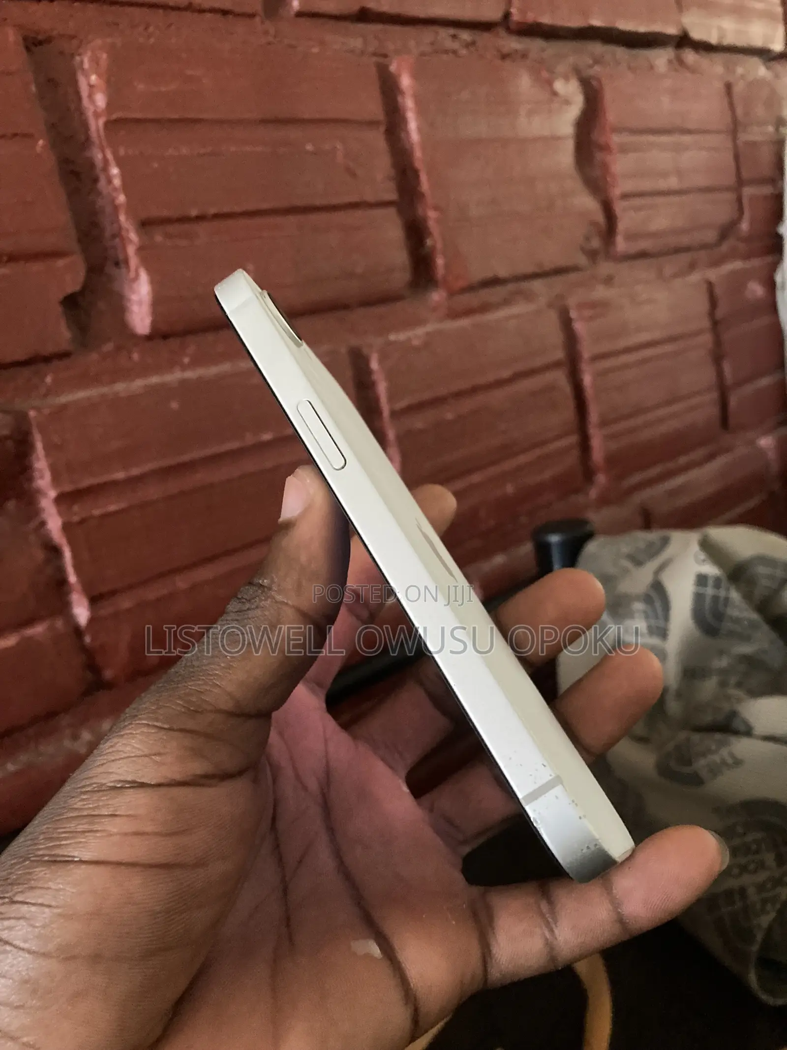 Apple iPhone 16e 128 GB White