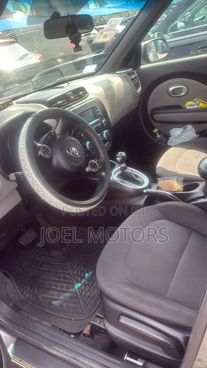 Kia Soul 4dr Wagon (1.6L 4cyl 6A) 2015 Silver