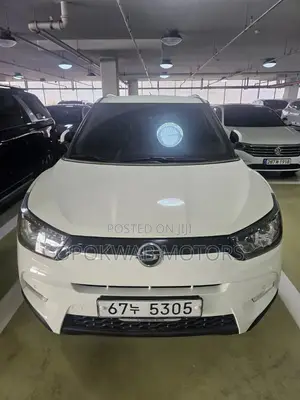 SsangYong Tivoli 2025 White
