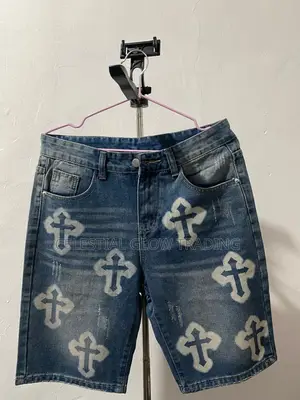 All Men’S Street‐Style Denim Shorts