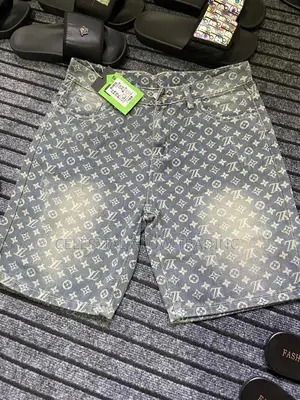 All Men’S Street‐Style Denim Shorts