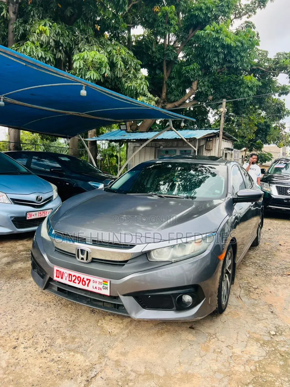 Honda Civic EX 4dr Sedan (2.0L 4cyl) 2017 Gray