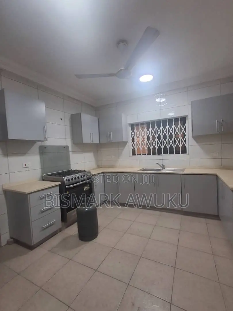 4bdrm House in East Legon for rent
