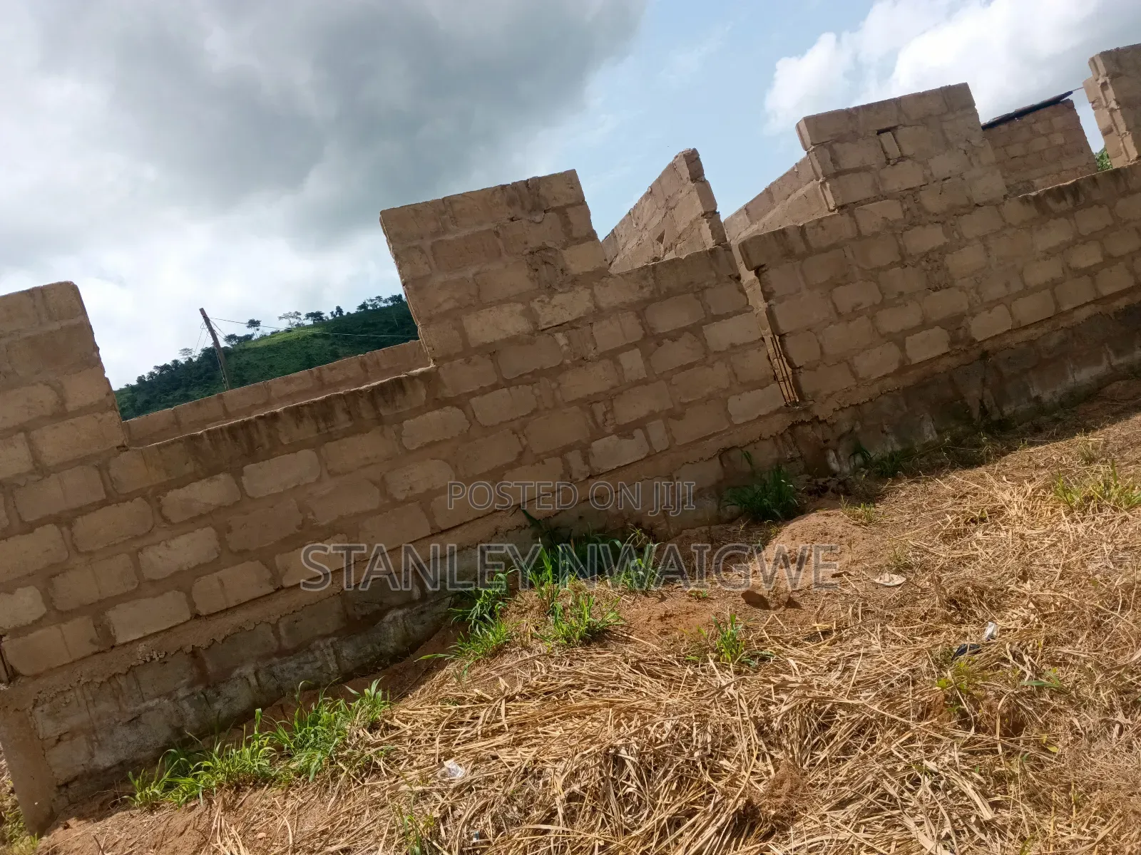 3bdrm Apartment in Kwajo Asiedu, New-Juaben Municipal for sale