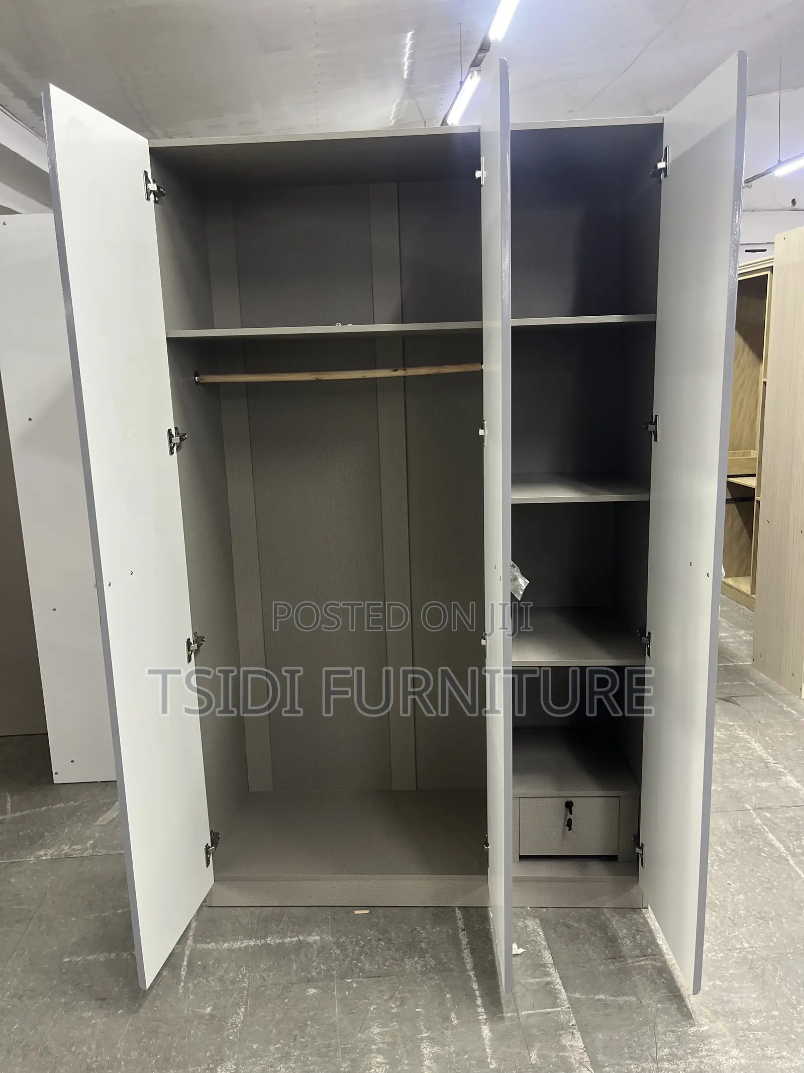 Quality 3in1 Wardrobe 2223