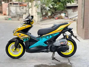 Yamaha 2025 Yellow