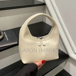 Women’S Round Handle Mini Handbag