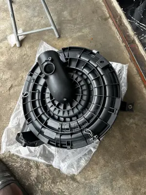 Toyota Hilux Air Cleaner