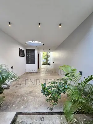 4bdrm Duplex in East Airport, Melcom for sale
