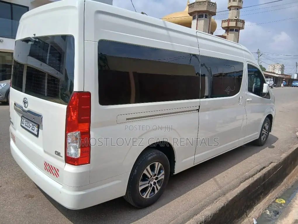 Car Rental Buses for Hiring Around Ghana for All Events