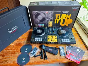 Brand New Hercules Dj Control Inpulse T7 Premium Bundle