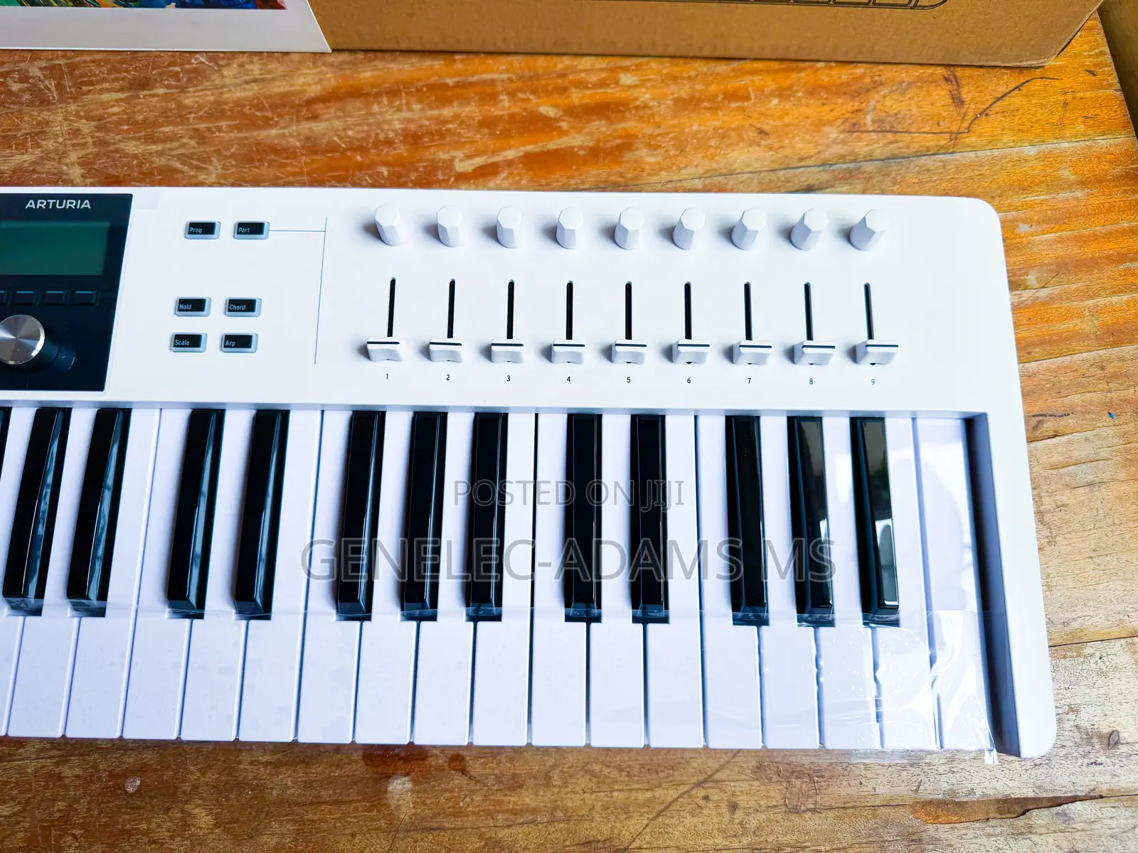 Brand New Original Arturia Keylab Essential 61 Mk3 White Bundle