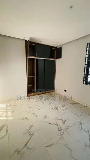 3bdrm House in Ablekuma Odumase for sale