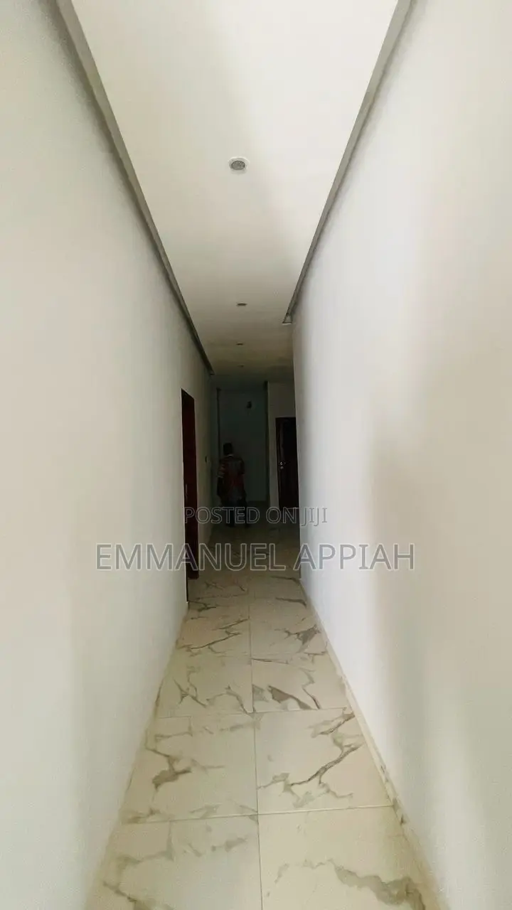 3bdrm House in Ablekuma Odumase for sale